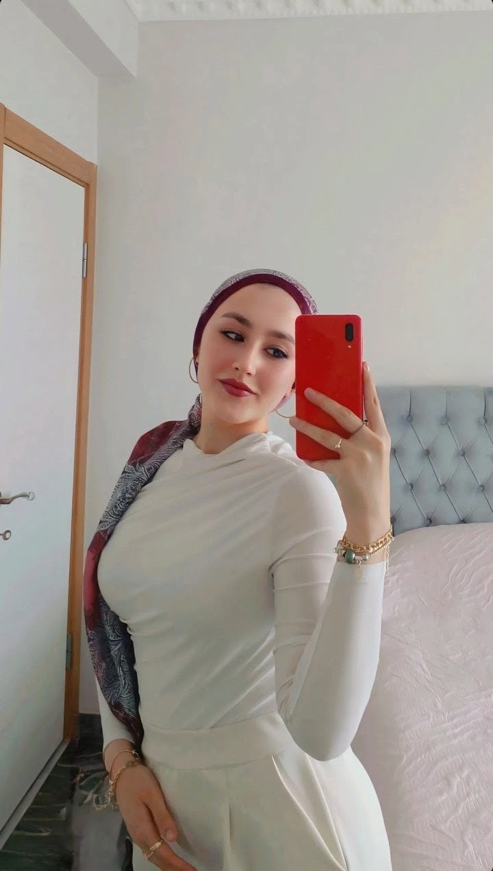 Günece Saygılı Kadın Escort Zeliha