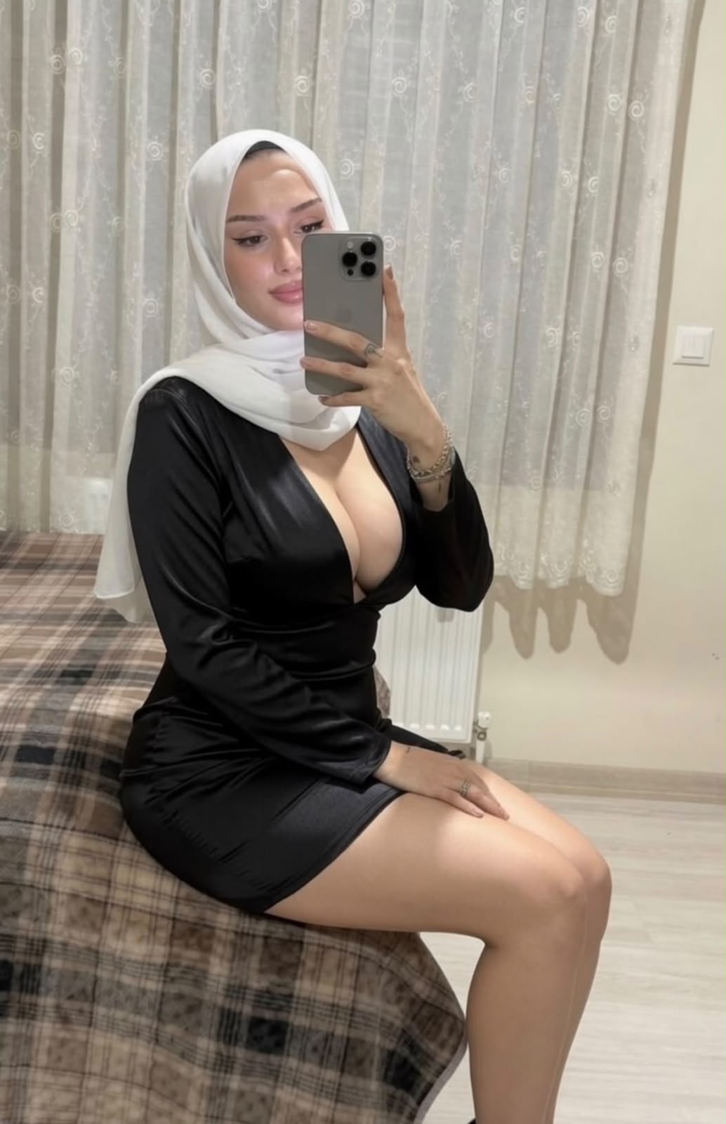 Beyali Mantıklı Partner Bayan Escort Feride