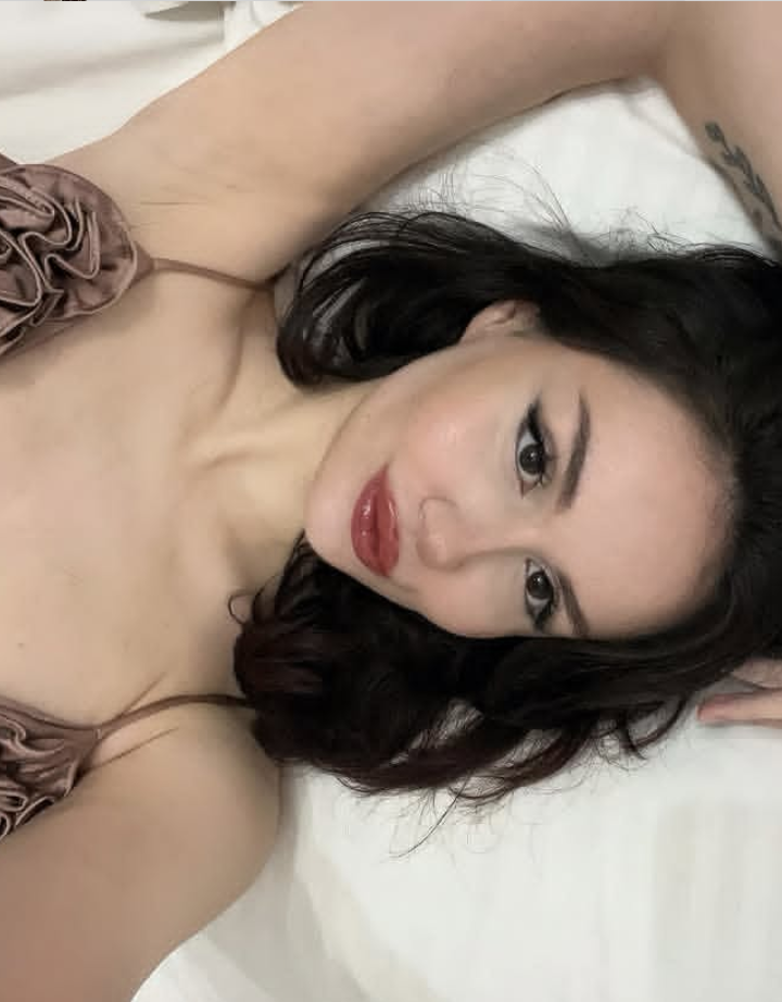 Şair İbrahim Rafet Aşkı Gerçekleştiren Kadın Escort Çiğdem