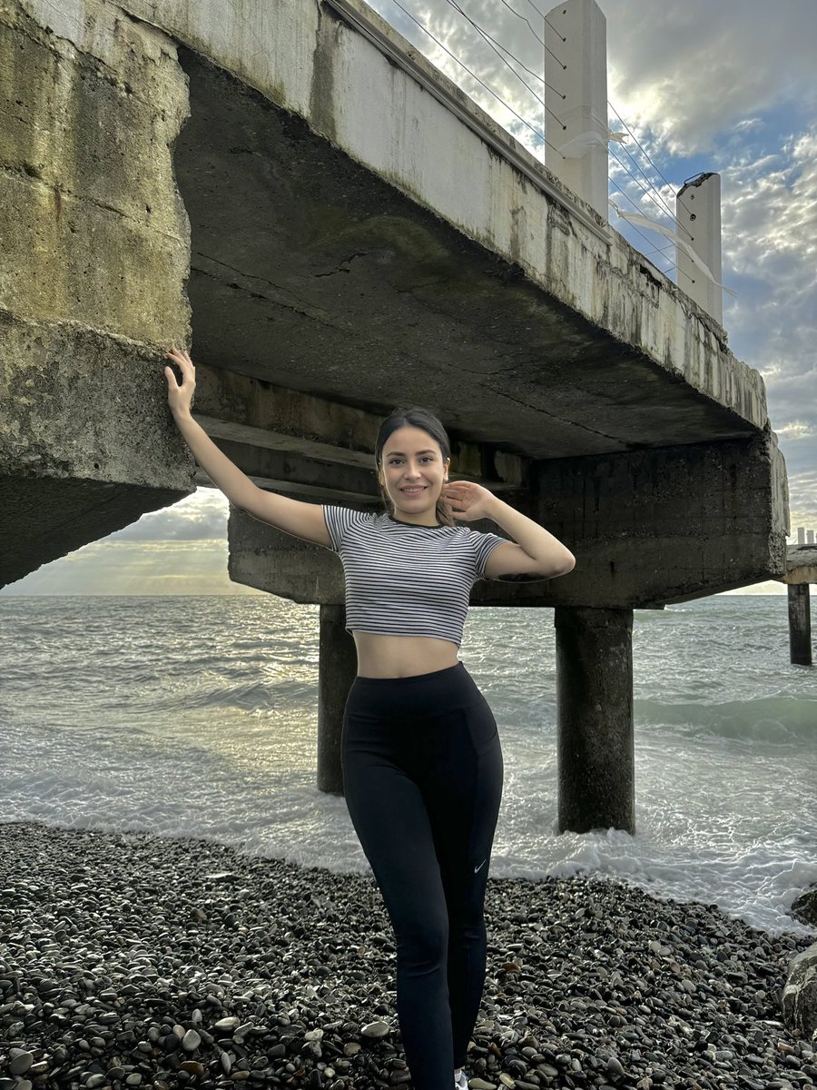 Eser Sadık Bir Sevgili Escort Dicle